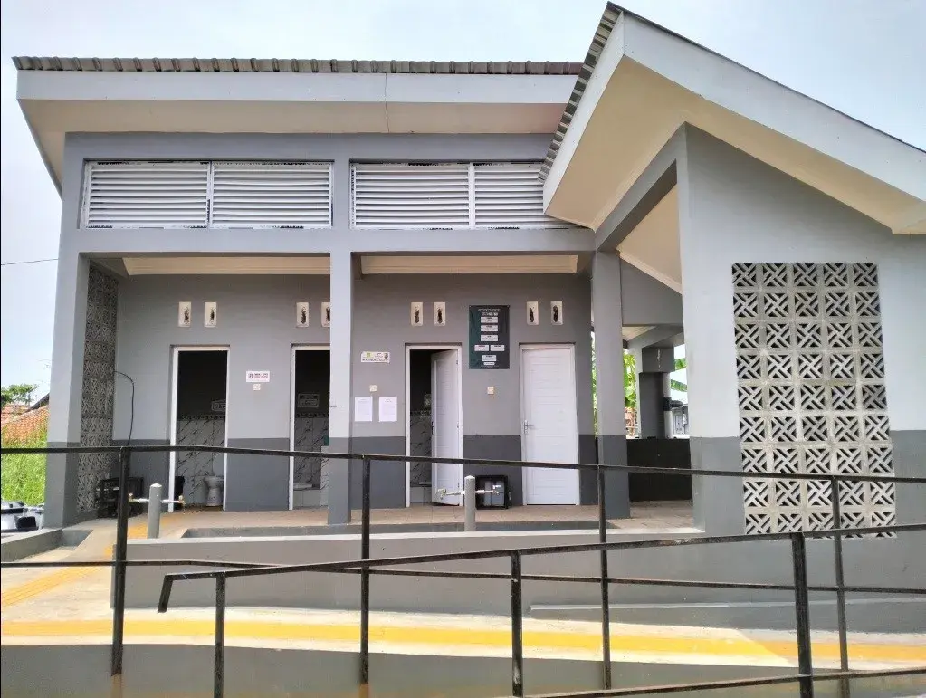 MCK Komunal Adaptif di Kelurahan Pasirkratonkramat